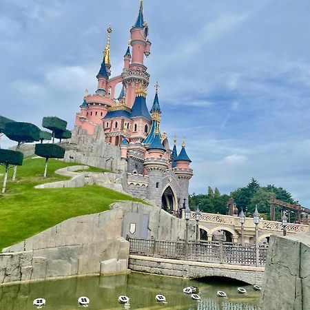 5 Min From Disneyland Cozy Retreat Διαμέρισμα Μοντεβρέν Εξωτερικό φωτογραφία