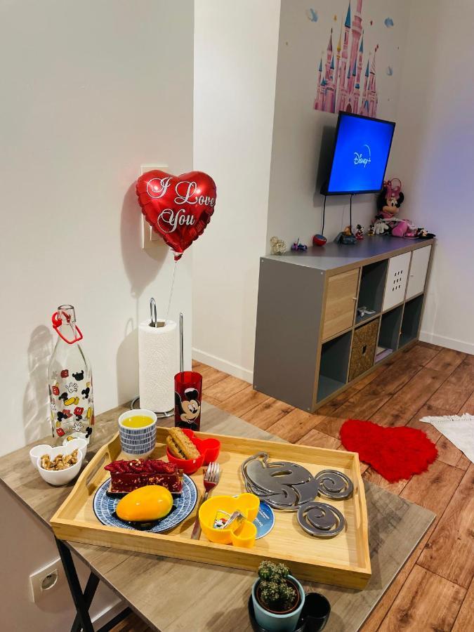 5 Min From Disneyland Cozy Retreat Διαμέρισμα Μοντεβρέν Εξωτερικό φωτογραφία