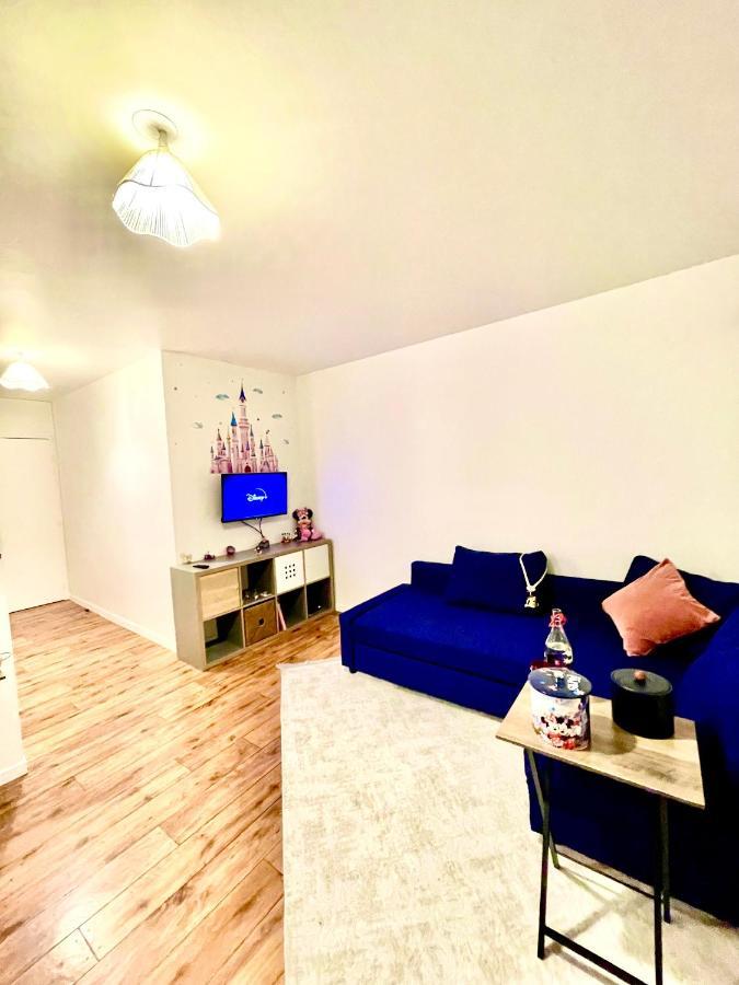 5 Min From Disneyland Cozy Retreat Διαμέρισμα Μοντεβρέν Εξωτερικό φωτογραφία